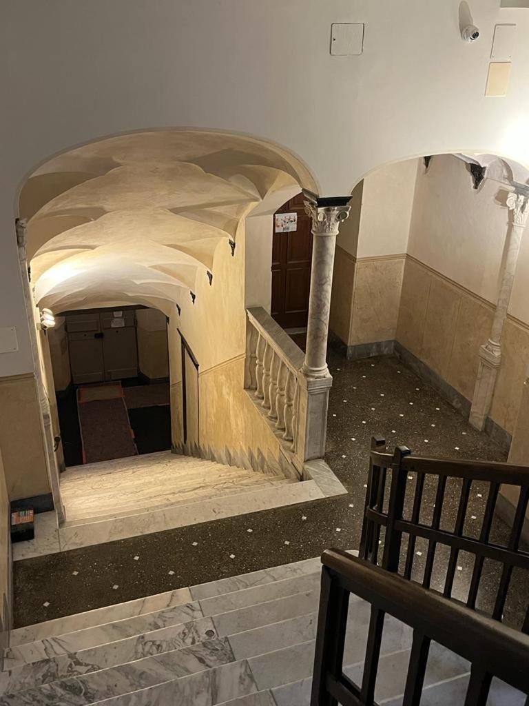 Dimora Al Porto Antico Lägenhet Genua Exteriör bild